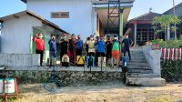 Pemdes Paringan Lakukan Penyemprotan Desinfektan di Seluruh Area Desa