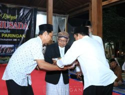 Adat Istiadat Desa Paringan, Ribuan Obor dan Kirab Tumpeng Rasuluhusada Berjalan Khidmat